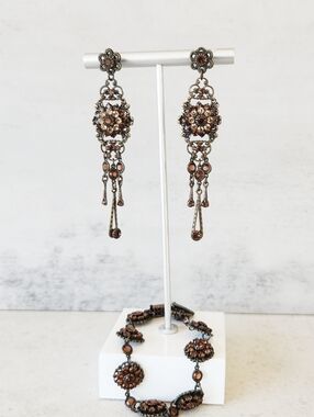 Kenny Ma 2 Piece Jewelry Set Bracelet Earrings Golden Brown Floral Crystals